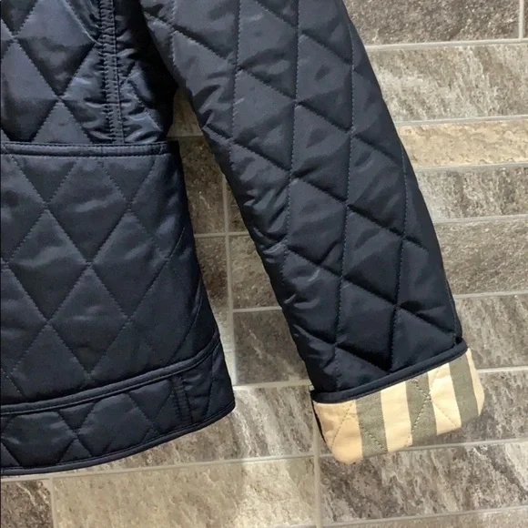 Burberry Quilted Jacket - Picture 3 of 7
